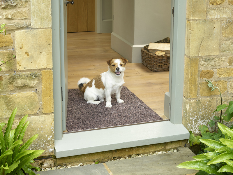 שטיח דגם לוכד לכלוך בגוון קפה – תמונה 5